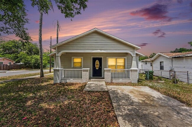 property at 1602 E North Bay St