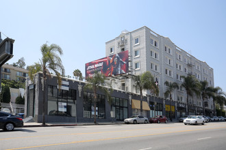 Whitley House Apartments in Los Angeles, CA - Building Photo - Building Photo