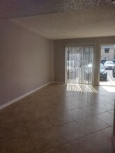 4149 S Semoran Blvd in Orlando, FL - Building Photo - Building Photo
