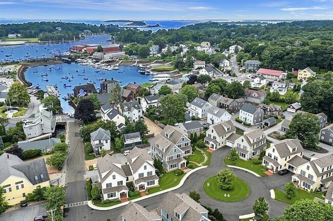 property at 1 Saw Mill Cir