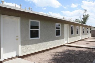 1801 E Harvard St in Phoenix, AZ - Building Photo