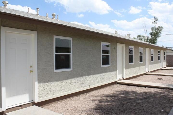 1801 E Harvard St in Phoenix, AZ - Foto de edificio