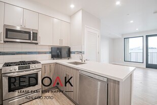5550 Bonner Ave, Unit 306 in Los Angeles, CA - Building Photo