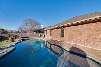 856 Santa Fe Dr in Saginaw, TX - Building Photo - Building Photo