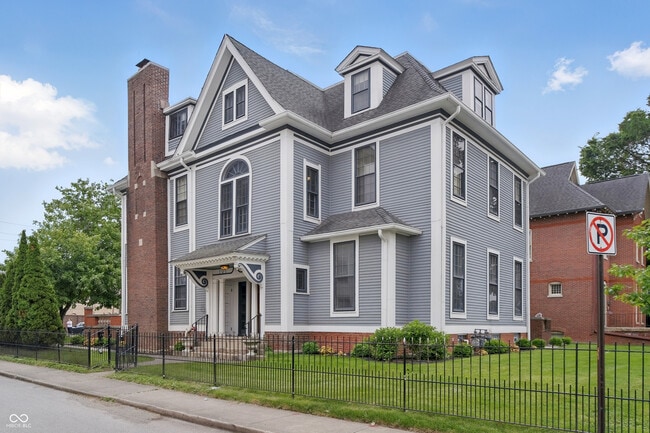 101 E 14th St in Indianapolis, IN - Building Photo - Building Photo