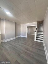 491 W Hanover St in Trenton, NJ - Building Photo