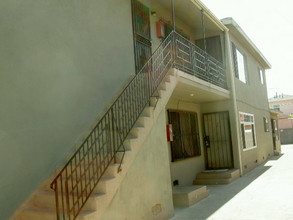 1434 E 51st St in Los Angeles, CA - Building Photo - Building Photo