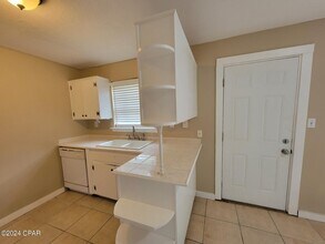 1710 Chestnut Ave in Panama City, FL - Building Photo - Building Photo