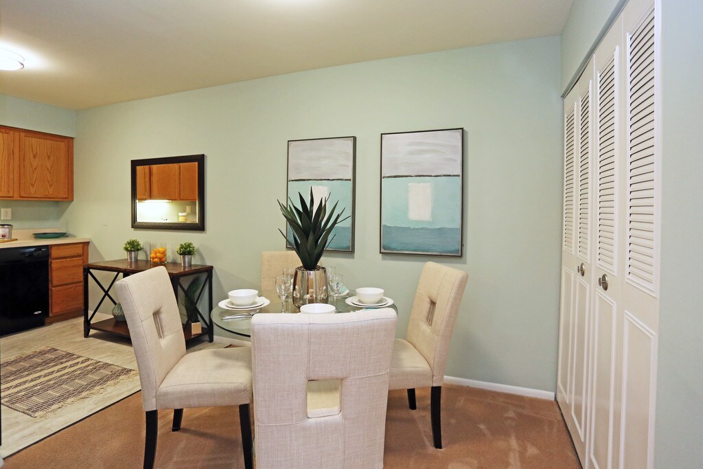 Hatfield Village Apartments in Hatfield, PA