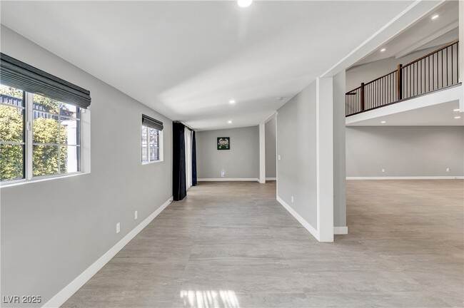 property at 2204 Plaza De La Candela