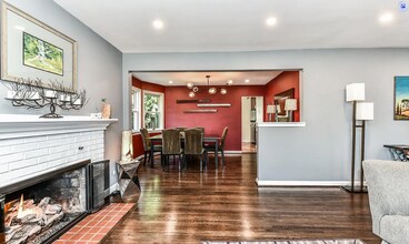2211 N Kensington St in Arlington, VA - Building Photo - Building Photo