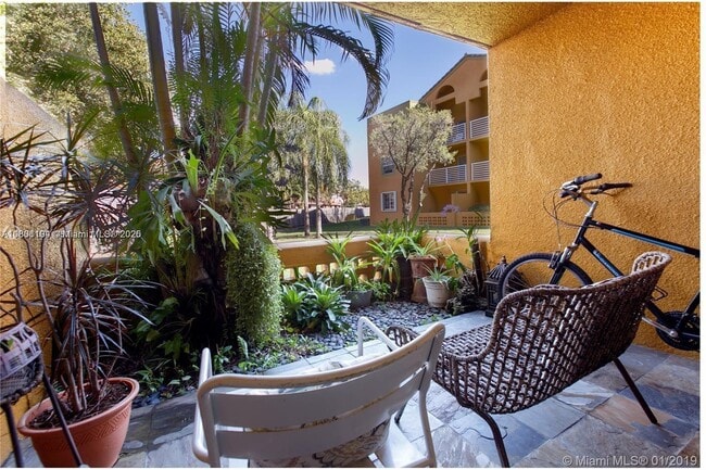 property at 9731 Fontainebleau Blvd