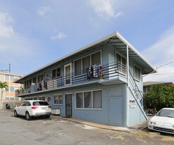 2958 Varsity Cir in Honolulu, HI - Building Photo
