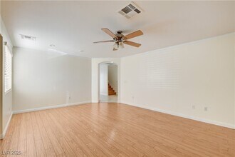 8233 Amphora St in Las Vegas, NV - Building Photo - Building Photo