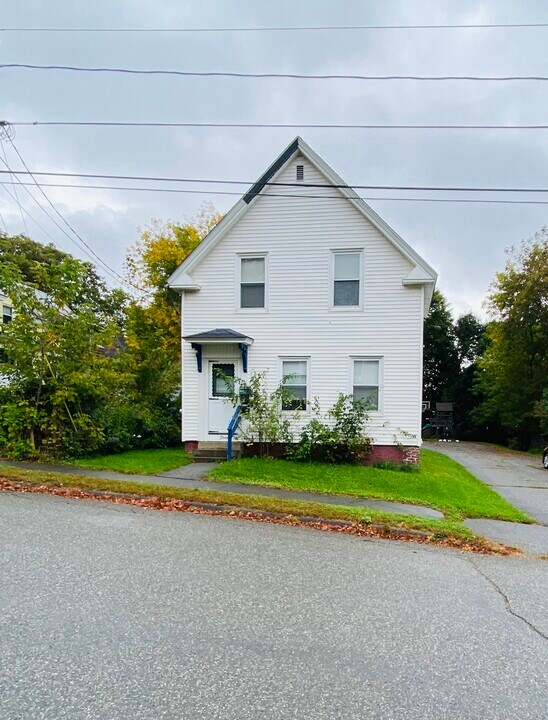 7 Kelsey St in Waterville, ME - Building Photo