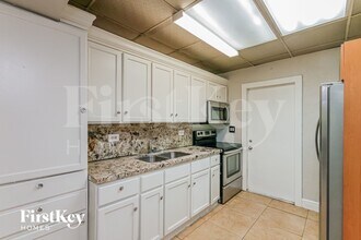 16410 NW 20th Ave in Opa Locka, FL - Building Photo - Building Photo