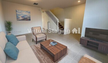 2792 SE 26th Ave in Homestead, FL - Foto de edificio - Building Photo