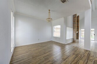 16026 Rustic Sands Dr in Houston, TX - Building Photo - Building Photo