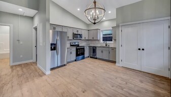 627 Prescott Ave in Scranton, PA - Building Photo