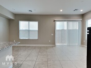 4839 E Village Dr in Scottsdale, AZ - Building Photo - Building Photo