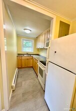 15 Prospect St in Essex, CT - Building Photo - Building Photo