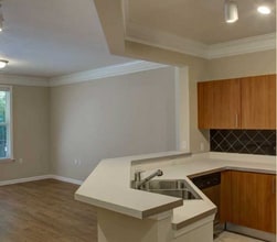 100 100 First St. in Rockville, MD - Foto de edificio - Building Photo