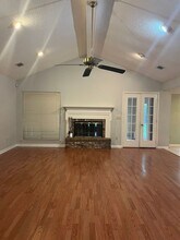 405 Club Dr in Hinesville, GA - Building Photo - Building Photo