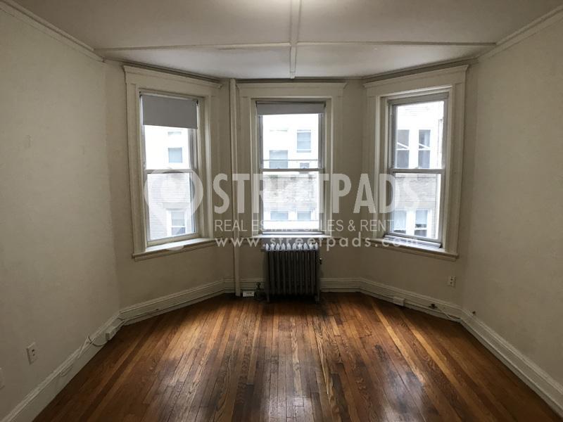 1175 Boylston St in Boston, MA - Building Photo