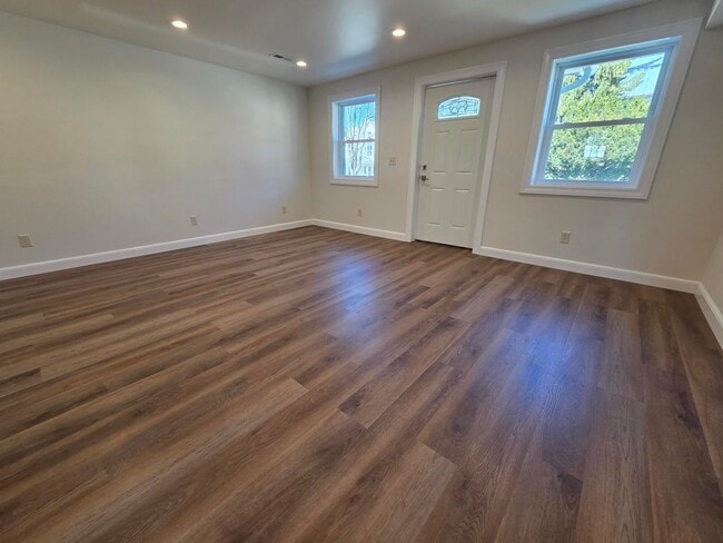 43 W Main St in Jeromesville, OH - Building Photo - Building Photo