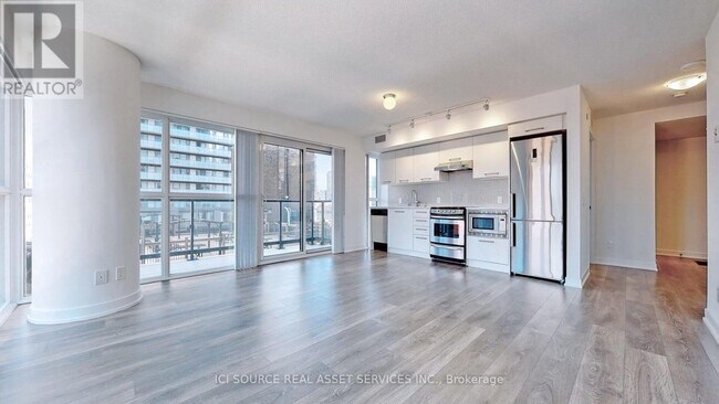 property at 87-1487 Peter St