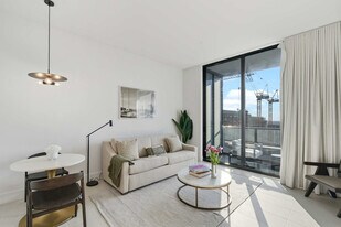 159 NE 6th St, Unit FL48-ID1332433P in Miami, FL - Building Photo