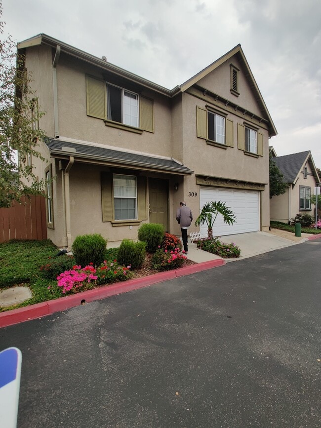 property at 309 Quail Cir