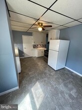 4 S Farquhar St in Union Bridge, MD - Foto de edificio - Building Photo