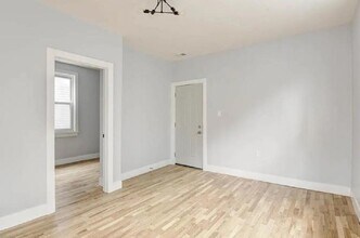 1626 N Washtenaw Ave, Unit # 02F in Chicago, IL - Building Photo - Building Photo