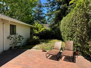 773 W Greenwich Pl in Palo Alto, CA - Building Photo - Building Photo