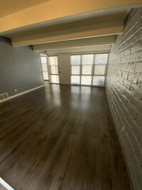 451 Dela Vina Ave #207 - Monterey in Monterey, CA - Building Photo - Interior Photo