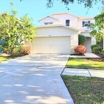 6304 Cherry Blossom Trail in Gibsonton, FL - Building Photo