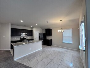 3042 Village Creek Dr in Katy, TX - Building Photo - Building Photo