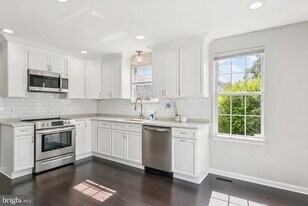 5907 L St in Fairmount Heights, MD - Building Photo