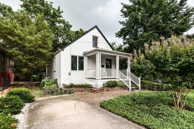 property at 419 S Barton St