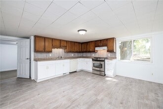 859 Clevenger Rd in Ontario, NY - Building Photo - Building Photo