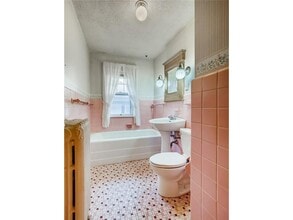 245 Hamline Ave S in St. Paul, MN - Building Photo - Building Photo