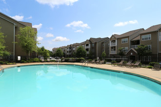 Lumpkin Park Apartments in Columbus, GA - Foto de edificio - Building Photo