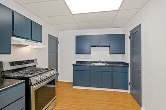 218 Jackson Ave in Cincinnati, OH - Building Photo - Building Photo