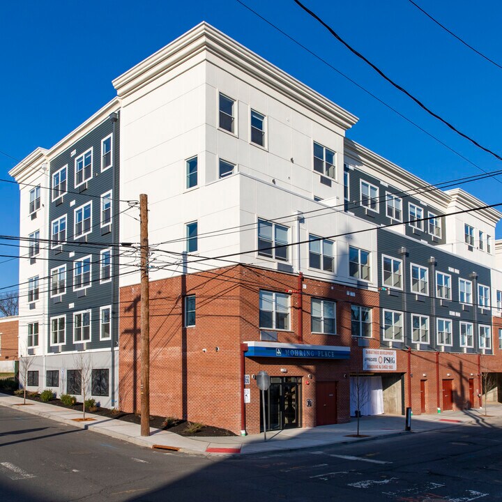 Mohring Place in Bound Brook, NJ - Building Photo