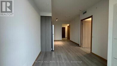 3429 Sheppard Ave E in Toronto, ON - Building Photo - Building Photo