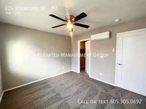 424 Stanford Dr SE in Albuquerque, NM - Building Photo - Building Photo