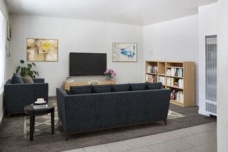 Renovated Apartments at Las Palmas in Los Banos, CA - Building Photo - Building Photo
