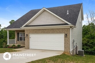 6100 Port Antonio Rd in Louisville, KY - Building Photo - Building Photo