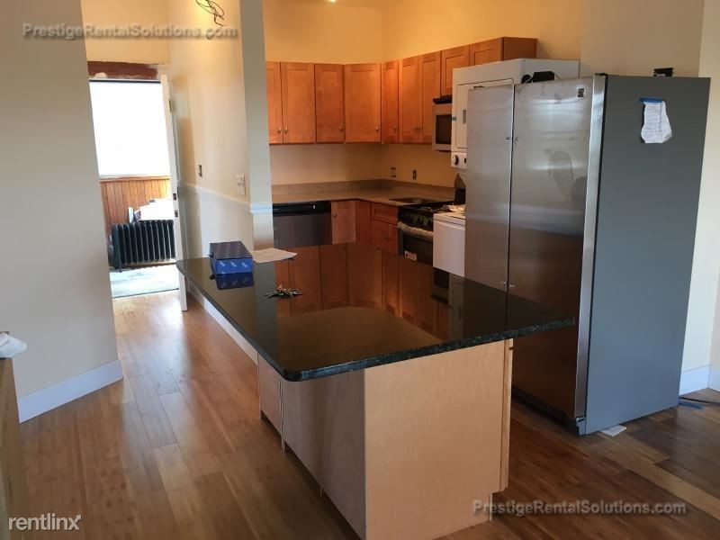 120 Gladstone St-Unit -Apt 2 in Boston, MA - Building Photo